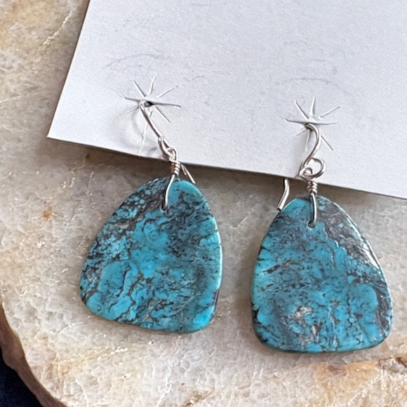 Jewelry - Turquoise Stone Drop Earrings - Blue-Green Semi-Precious Jewelry